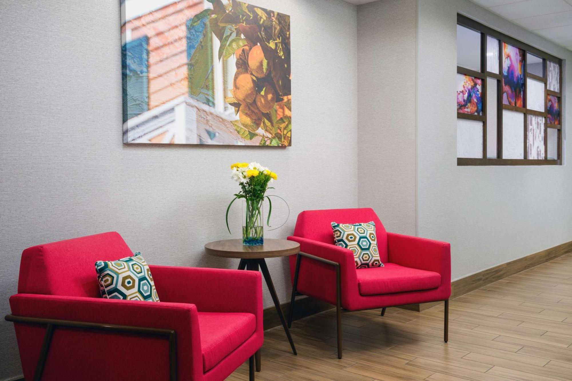 Hampton Inn Плант Сити Екстериор снимка